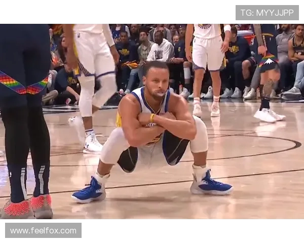 以库里空砍48分难救主勇士防守失衡不敌开拓者遗憾落败本场比赛唏嘘